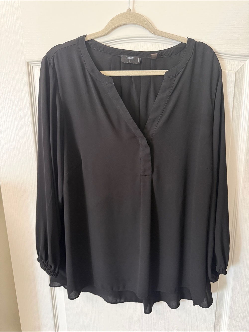 Tahari Black V-Neck Long-Sleeve Blouse